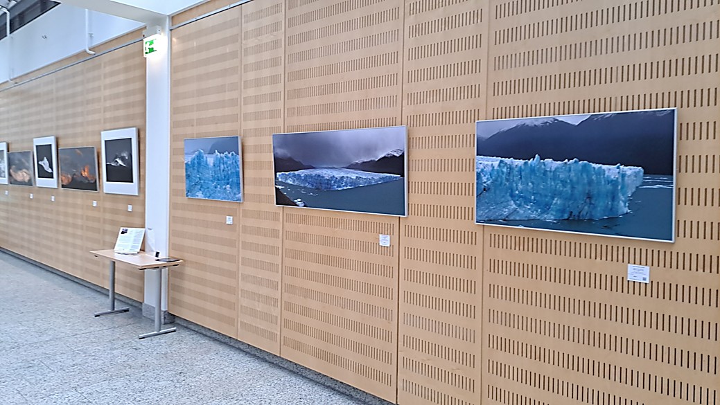 Patagonie - Exposition à l'Hôpital Robert Schuman Kirchberg-Luxembourg 2 Hôpital Robert Schuman montre photos Jean-Jacques Lucas